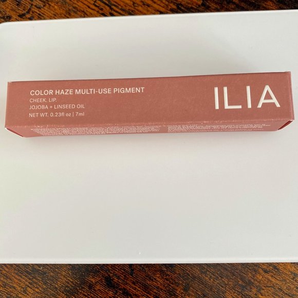 ILIA Color Haze Multi-Matte Pigment: Stutter - Picture 1 of 1